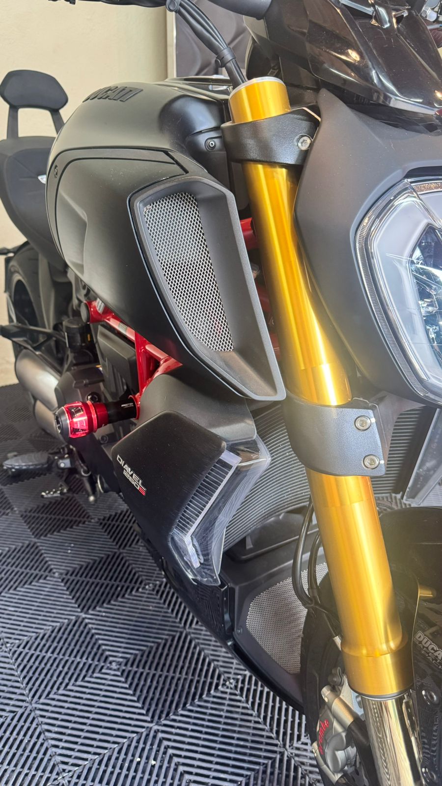 Procton F1 Frame Slider for Ducati Diavel 2011-2022