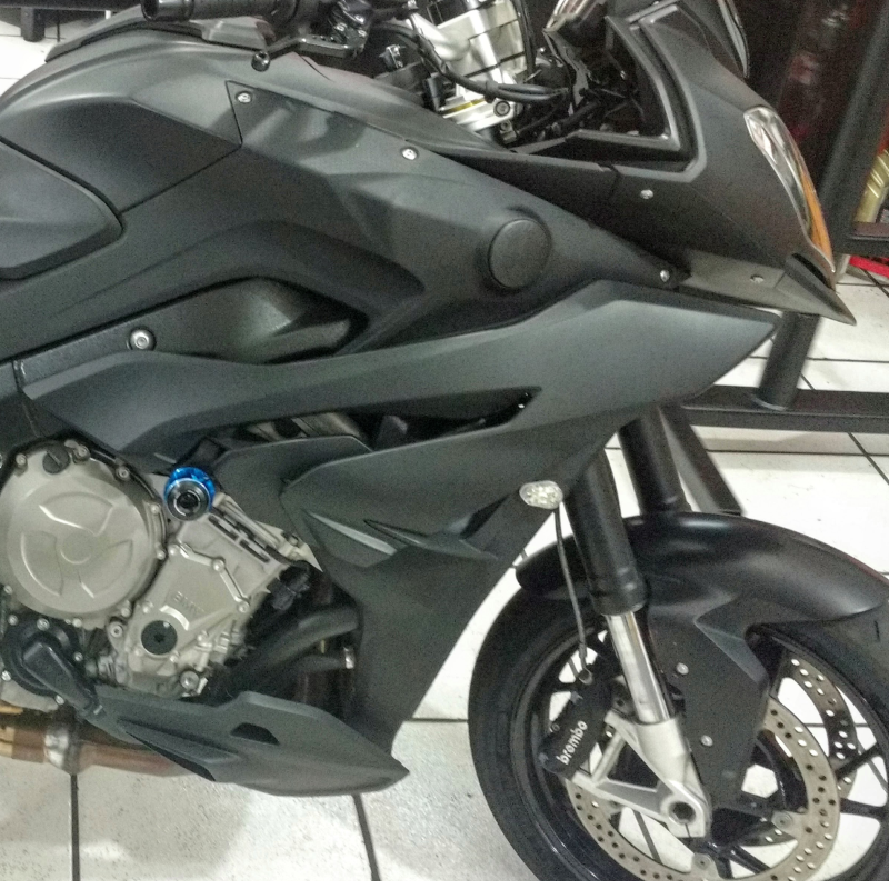 Procton F1 Frame Slider for BMW S1000 XR (2015-2019)